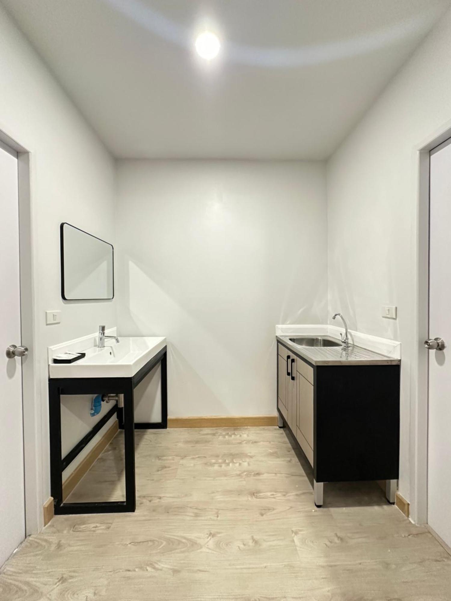Ebs Apartemen